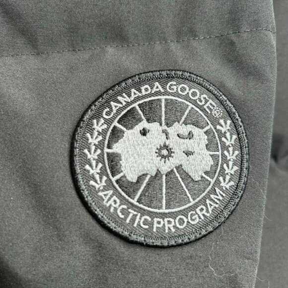 Authentic Black Canada Goose Wyndham Heritage Coat Down - Picture 7 of 8